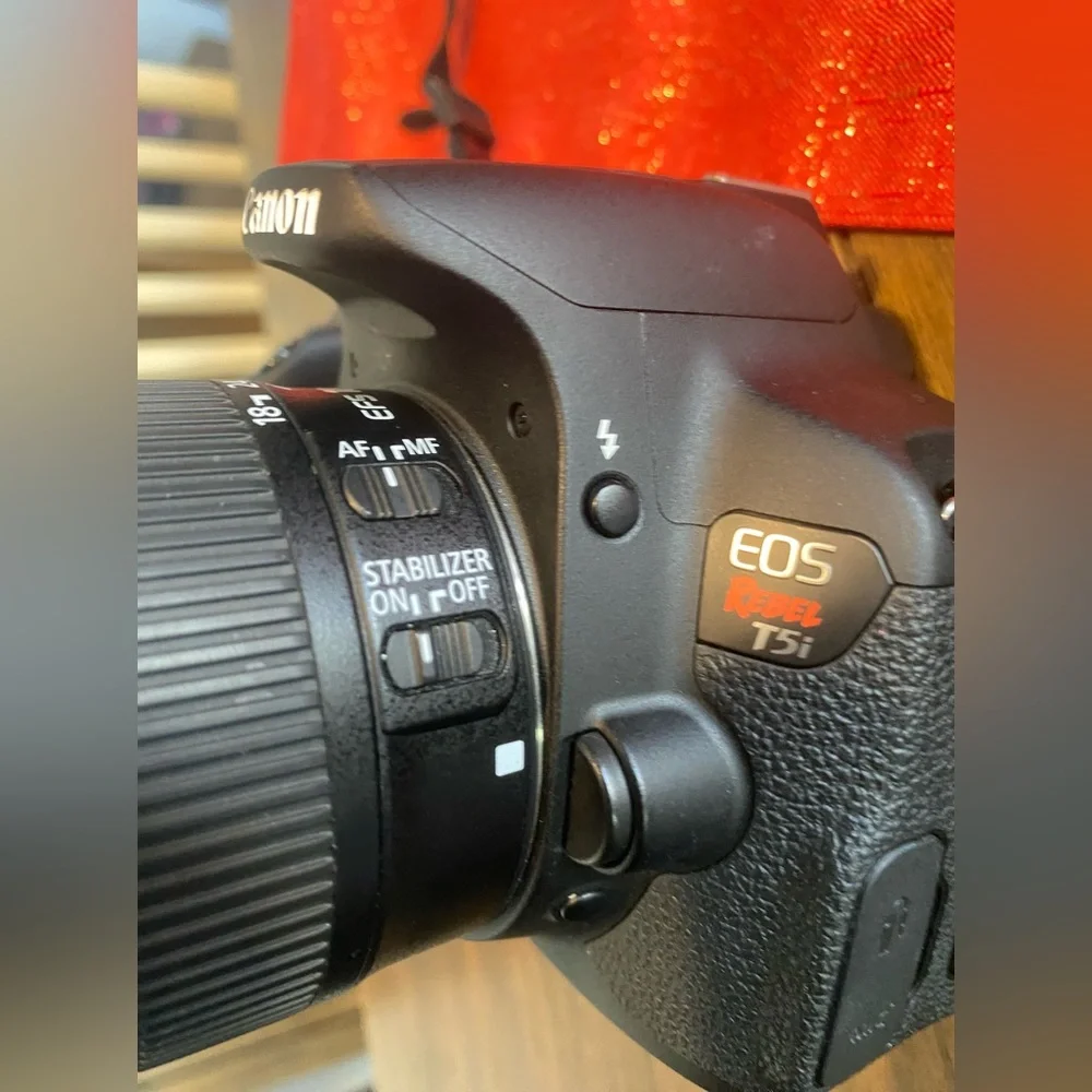 Canon EOS Rebel T5i